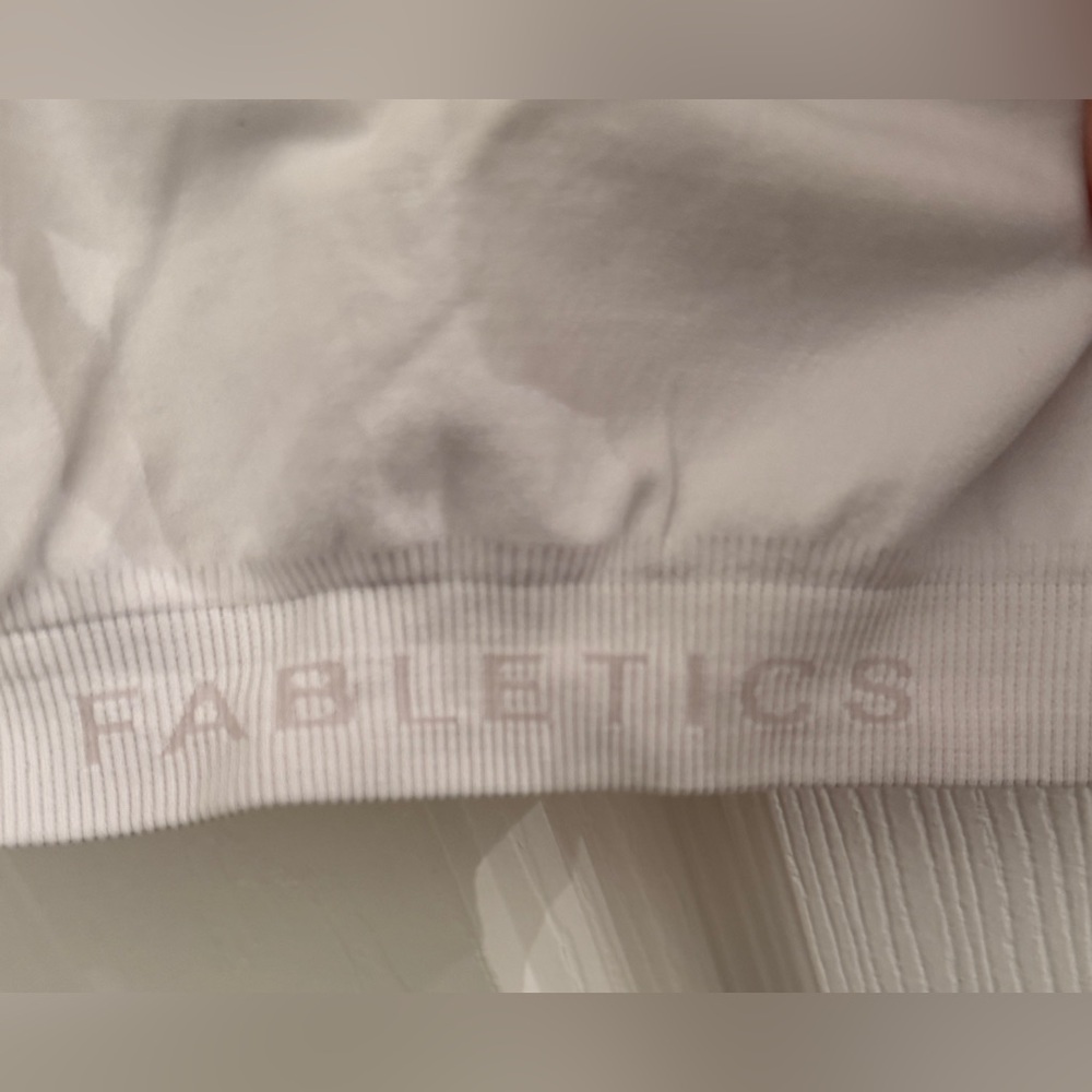 Fabletics Workout Bra - Picture 2 of 4